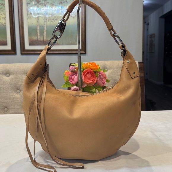 Authentic Gucci Beige Leather Hobo Bag - Picture 1 of 14